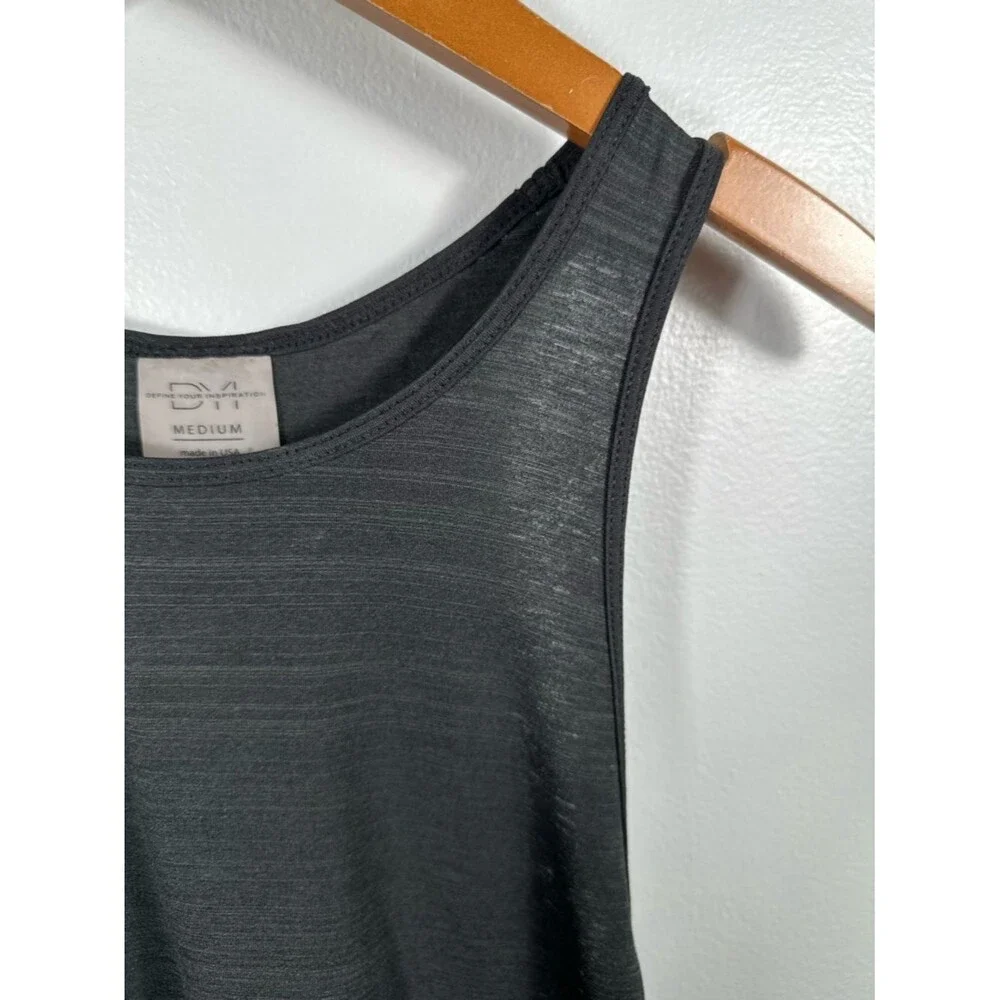 DYI Define Your Inspiration Lightweight Black Tank Top NWT Size Medium Workout